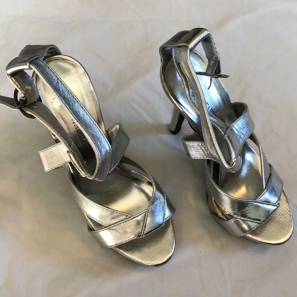 JustFab Silver Heels 4”